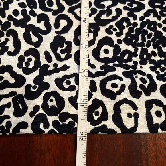 Ann Taylor ivory black animal print pencil skirt - Picture 6 of 7